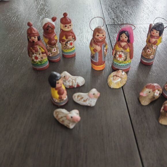 Vintage Mexican 14 PC Nativity Set Folk Art Hand Painted Clay Pottery Tonala - Picture 3 of 6